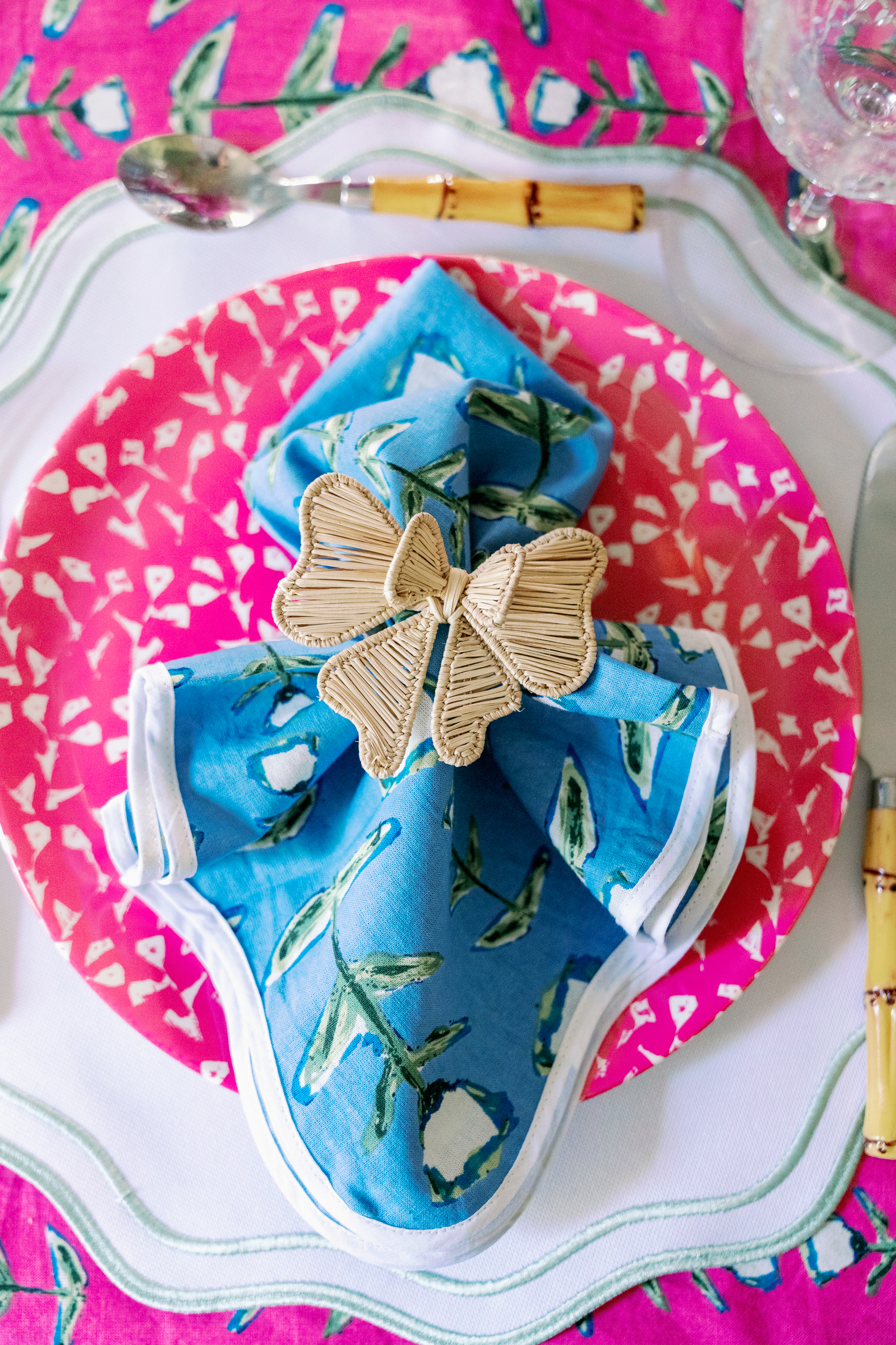 THE BLUE TULIP NAPKIN SET (Erin Donahue Tice X Modafleur)