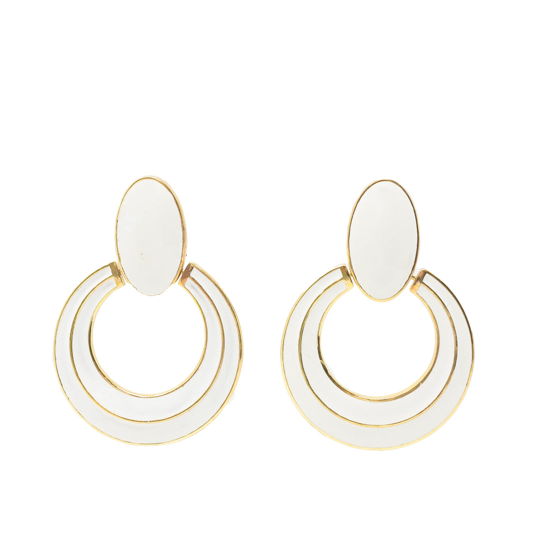 THE WHITE ENAMEL CIRCLE