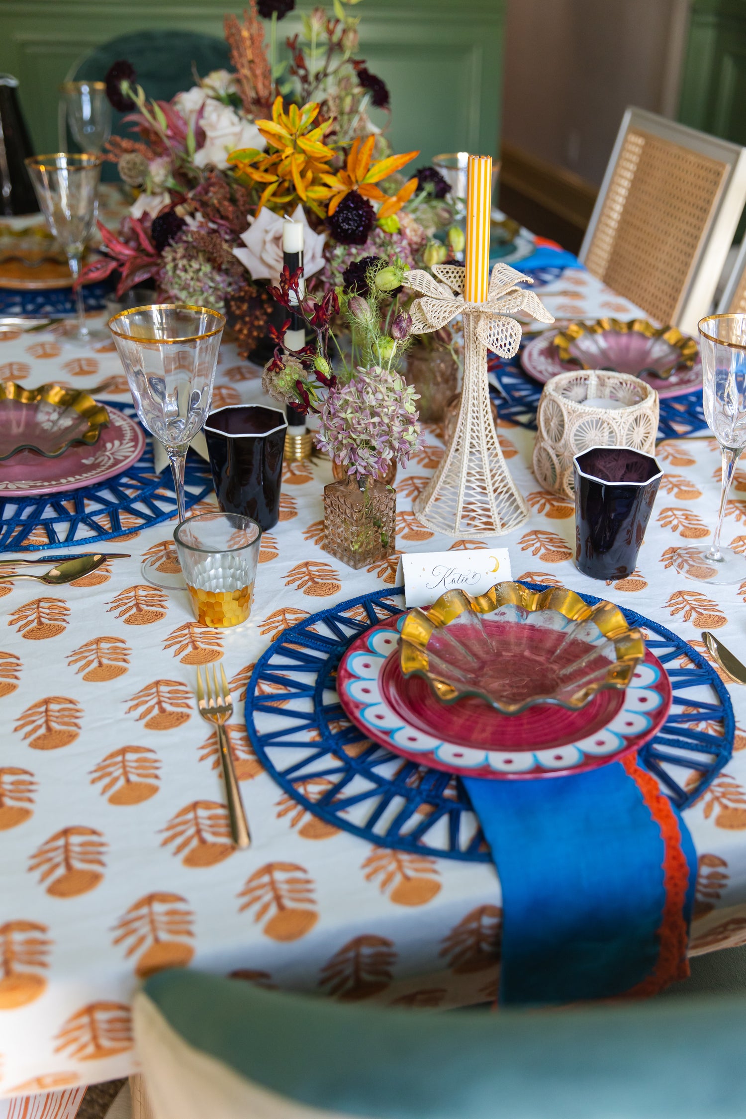 THE INDIAN MOTIF TABLECLOTH