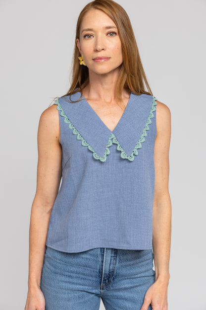 THE LEVI TOP